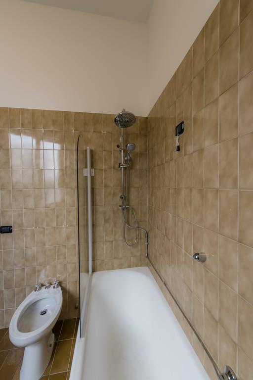 Baker Street Hotel Bergamo Ngoại thất bức ảnh